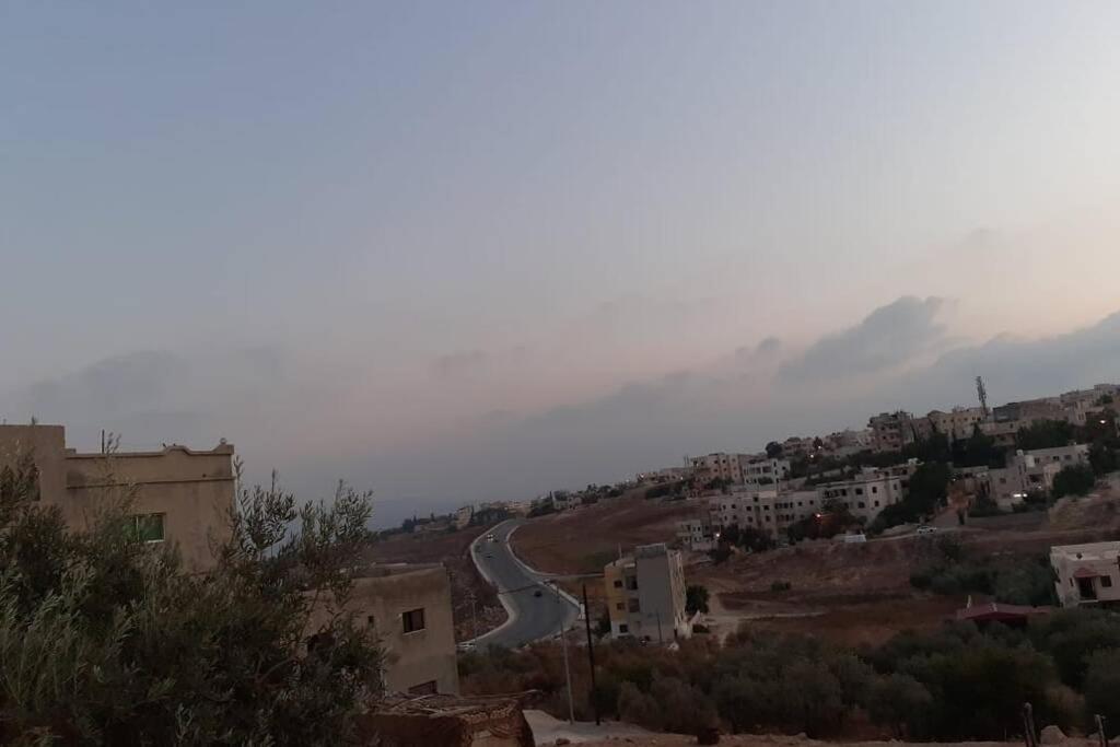 Moon Valley Site Jerash จีราช ภายนอก รูปภาพ